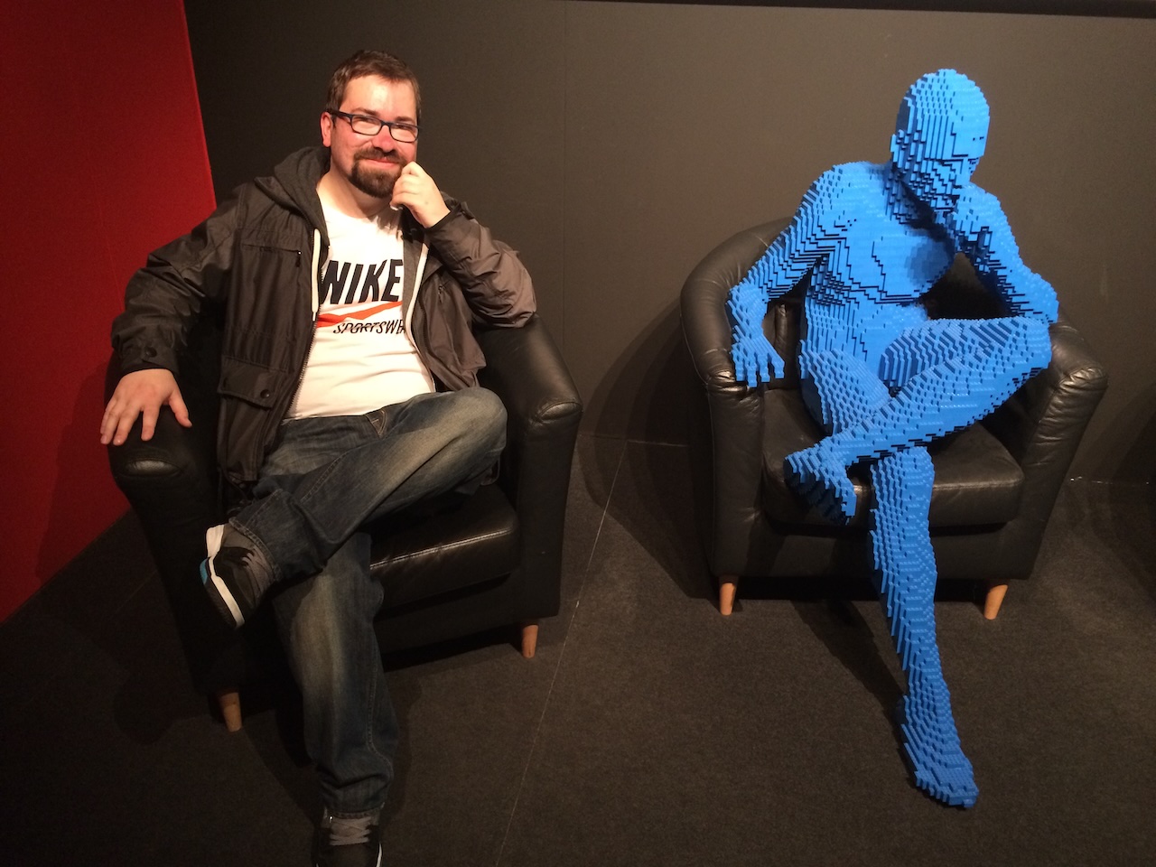 Christoph neben LEGO Figur